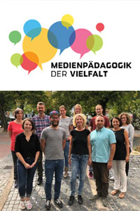 Logo Medienpädagogik der Vielfalt mit einem Bild der 11 Pädagog*innen des Projektes.